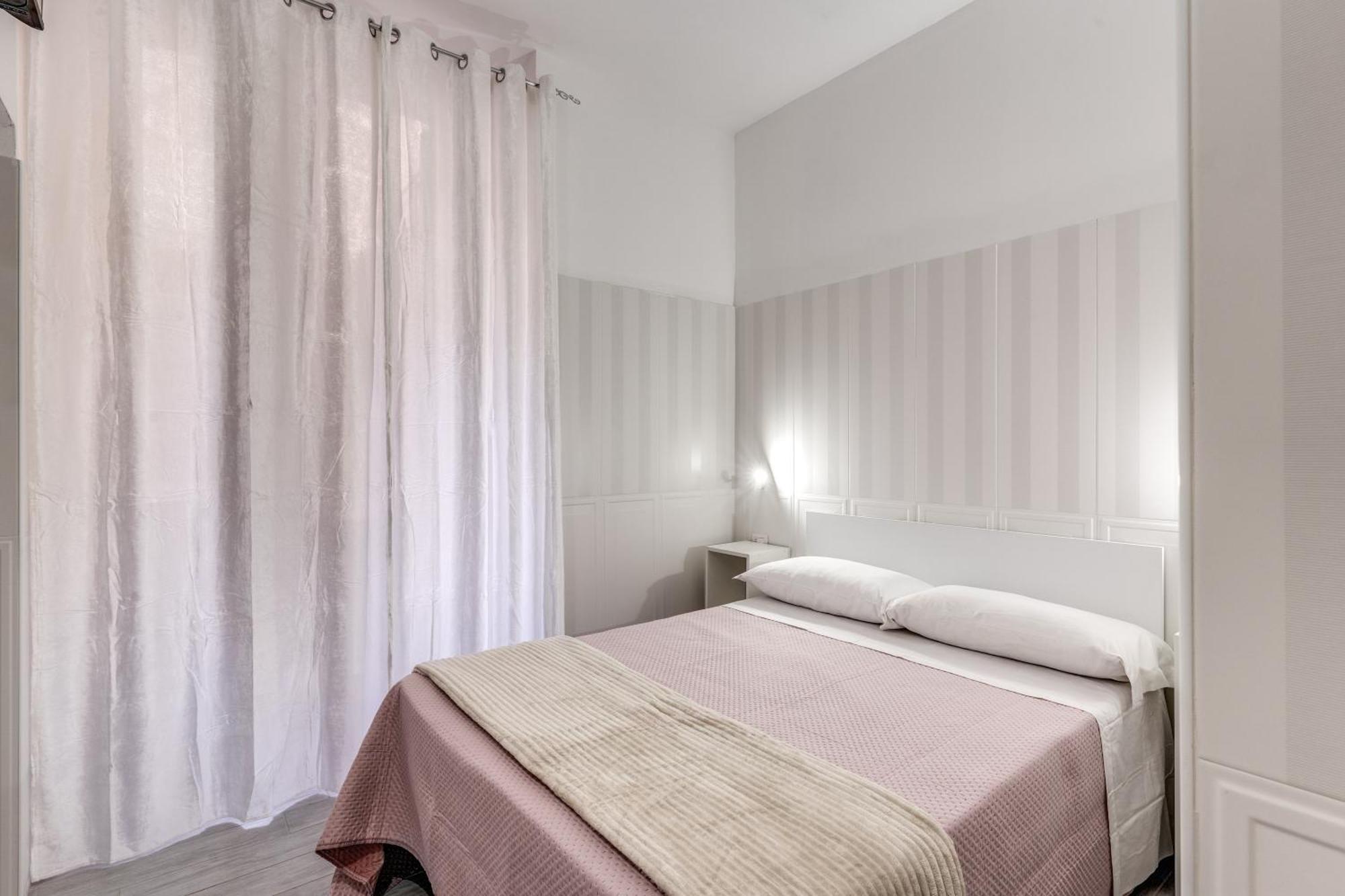 Altadomus Roma Hotel Exterior photo